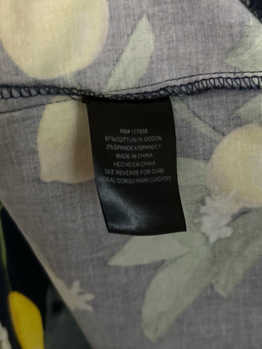 Chetta B Sleeveless Lemon
Print Dress Navy Blue White
Blossoms Size 8 - Picture 5 of 10